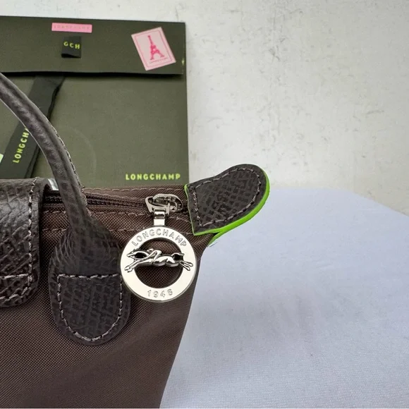 NWOT LONGCHAMP Le Pliage Green Pouch with Handle - Picture 13 of 16